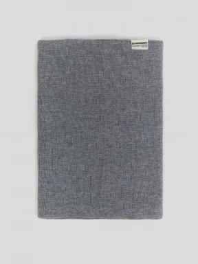 Fundango Tara Neckwarmer in grey 1