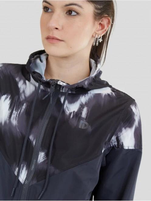 Fundango Breeze Windbreaker for women in black 6